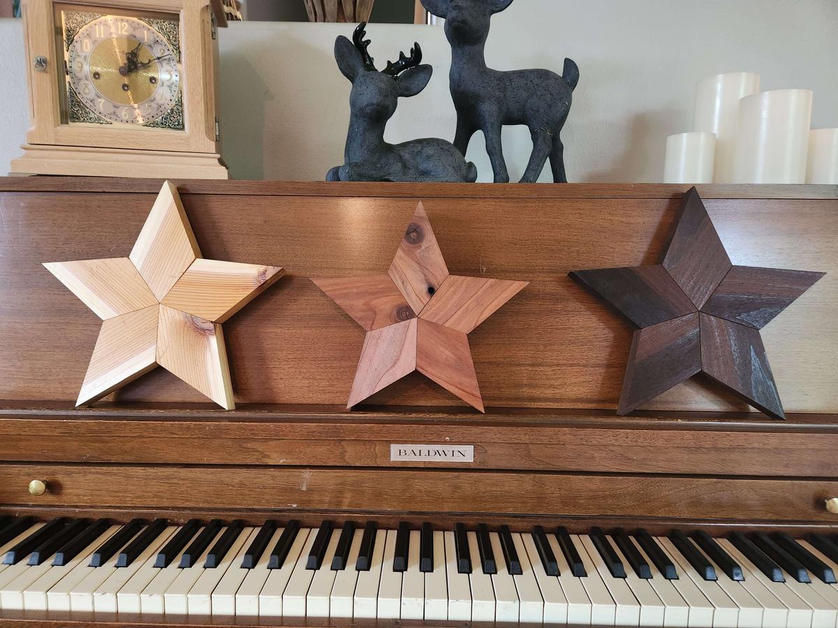 wood crafts by DW Crafts