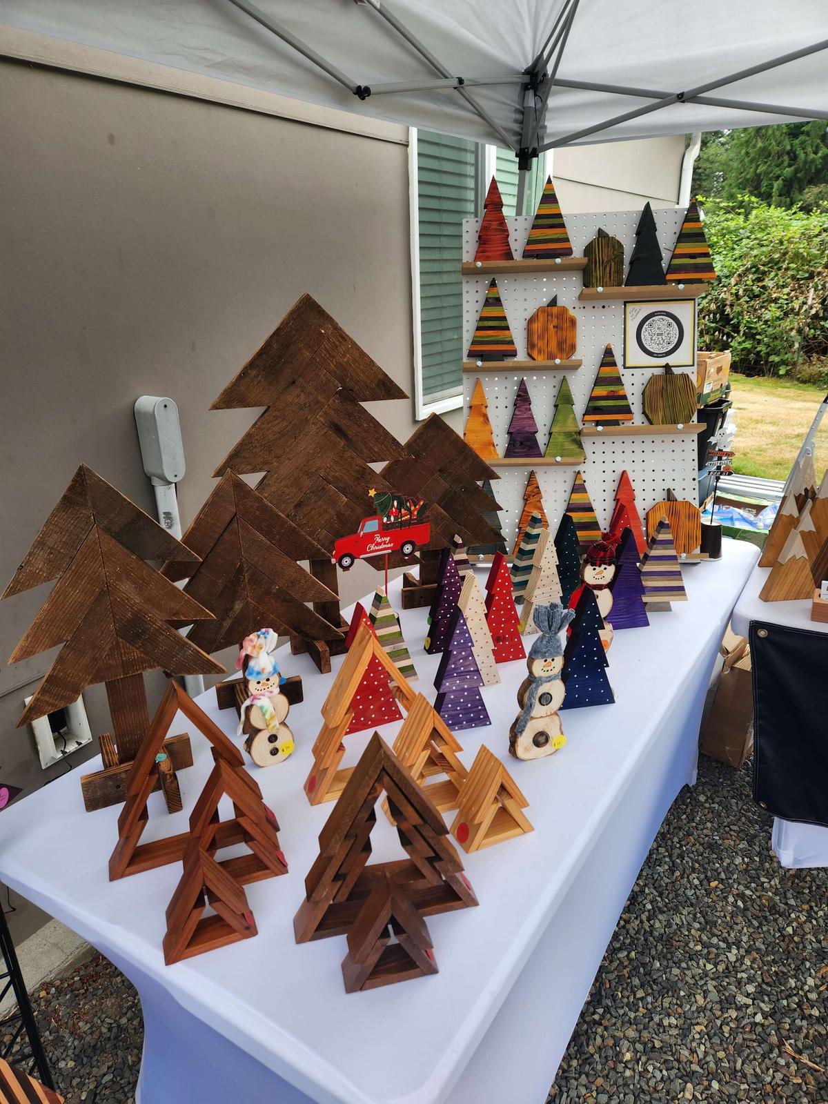 wood crafts by DW Crafts