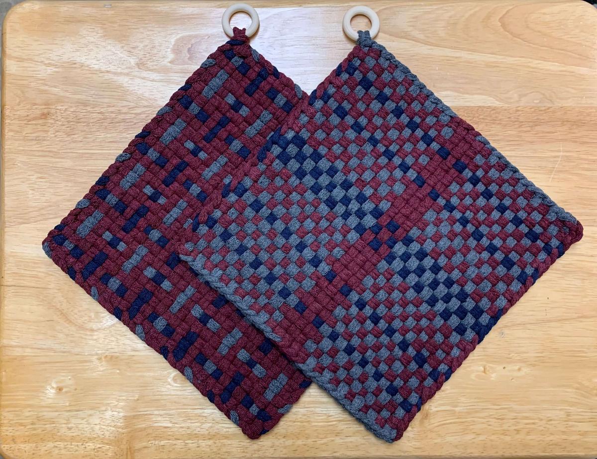 custom handmade potholders by Loopsalooza