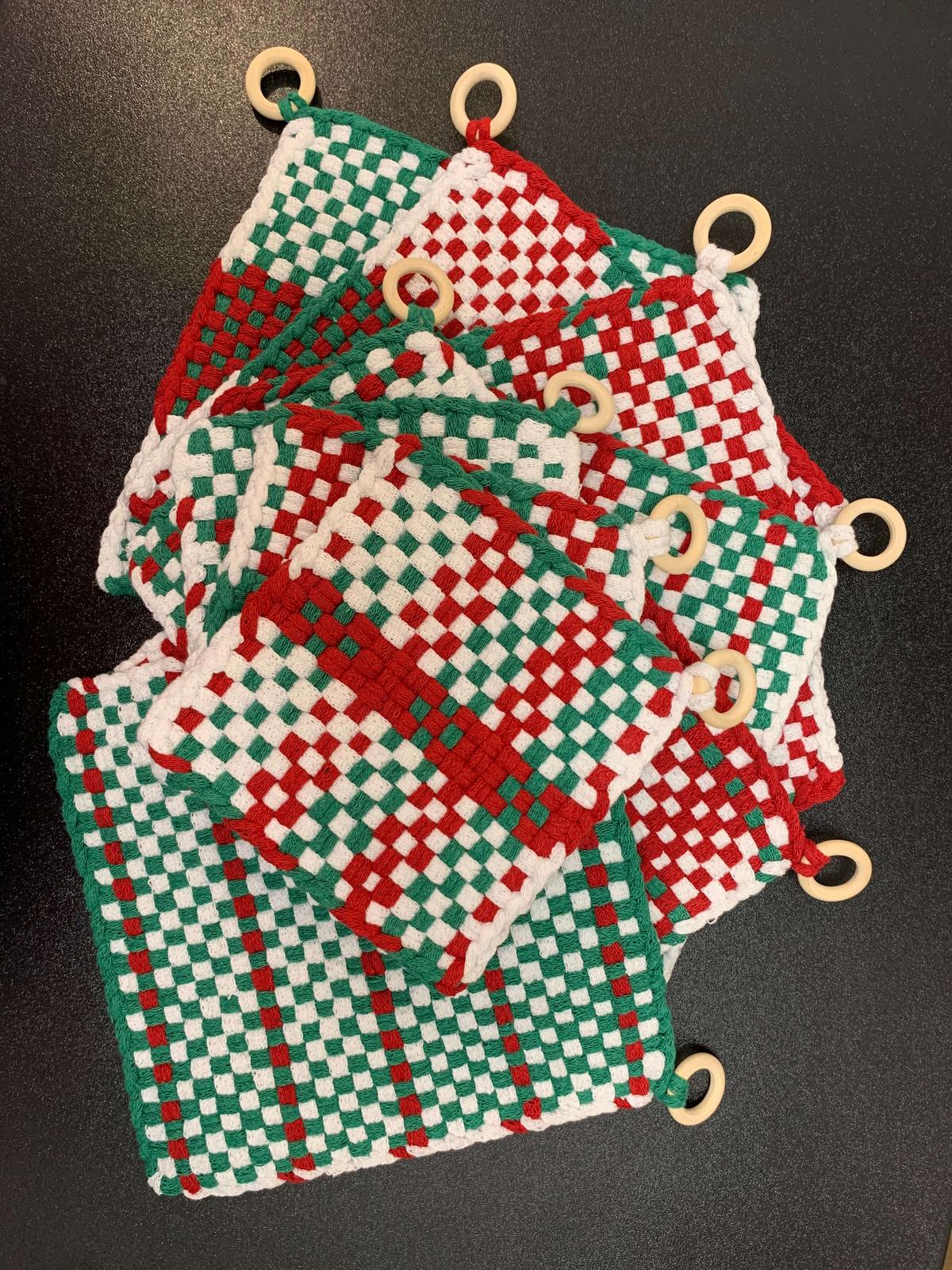 custom handmade potholders by Loopsalooza
